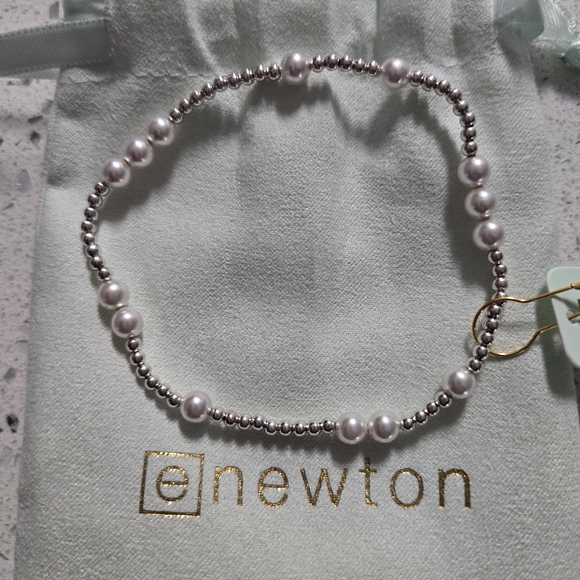 Newton Jewelry - Newton Silver-Tone Beaded Bracelet with White Pearls
